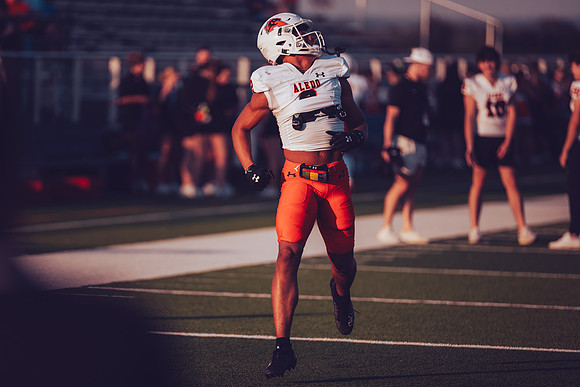 _V9I8987