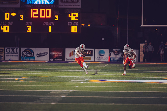 R8_1480